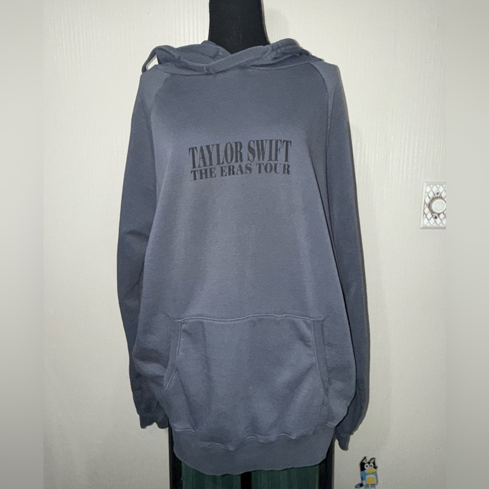 2023 US DATES ONLY Taylor Swift The Eras Tour Washed Blue Hoodie Large RN #55219